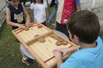 JEUX EN BOIS.j